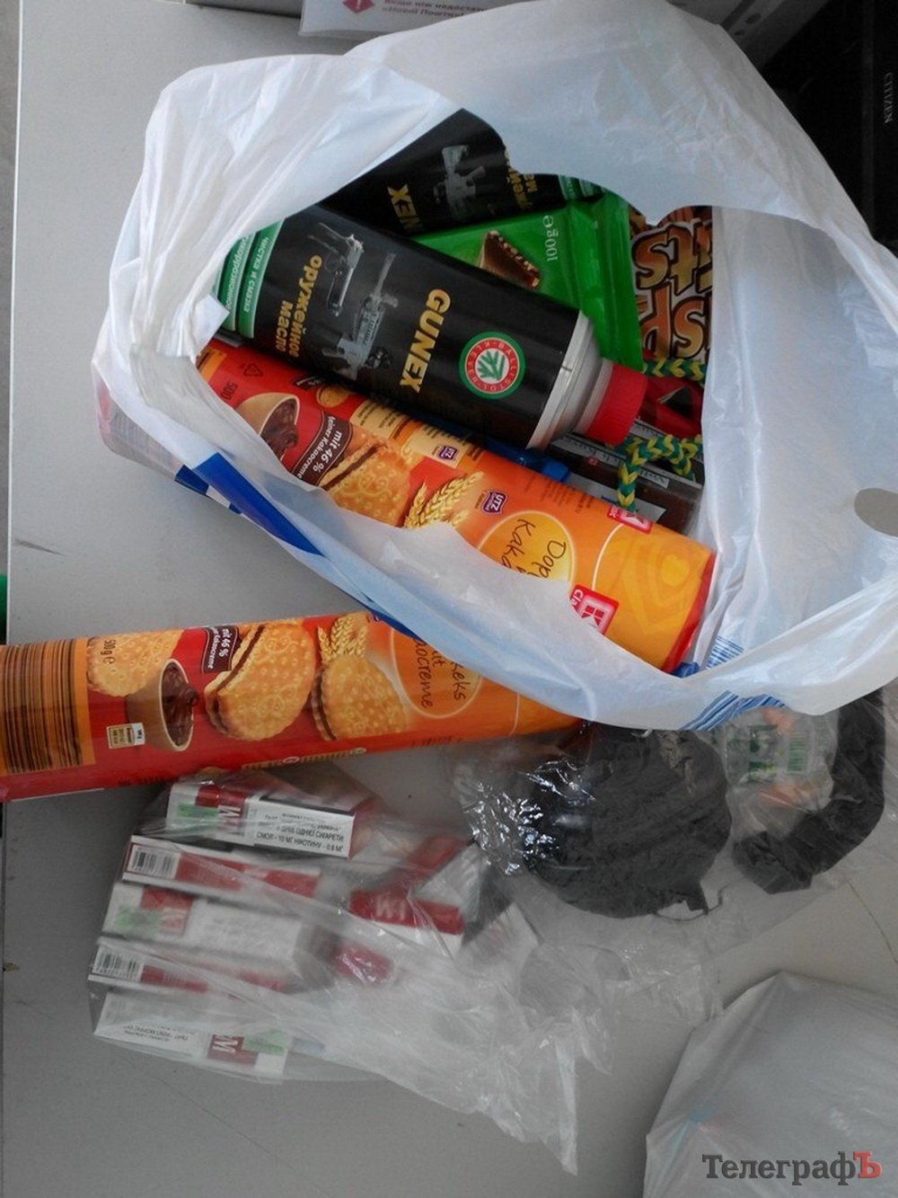 «Мы еще не знаем, что в коробках, но у всех слезы на глазах...» «Мы еще не знаем, что в коробках, но у всех слезы на глазах...»