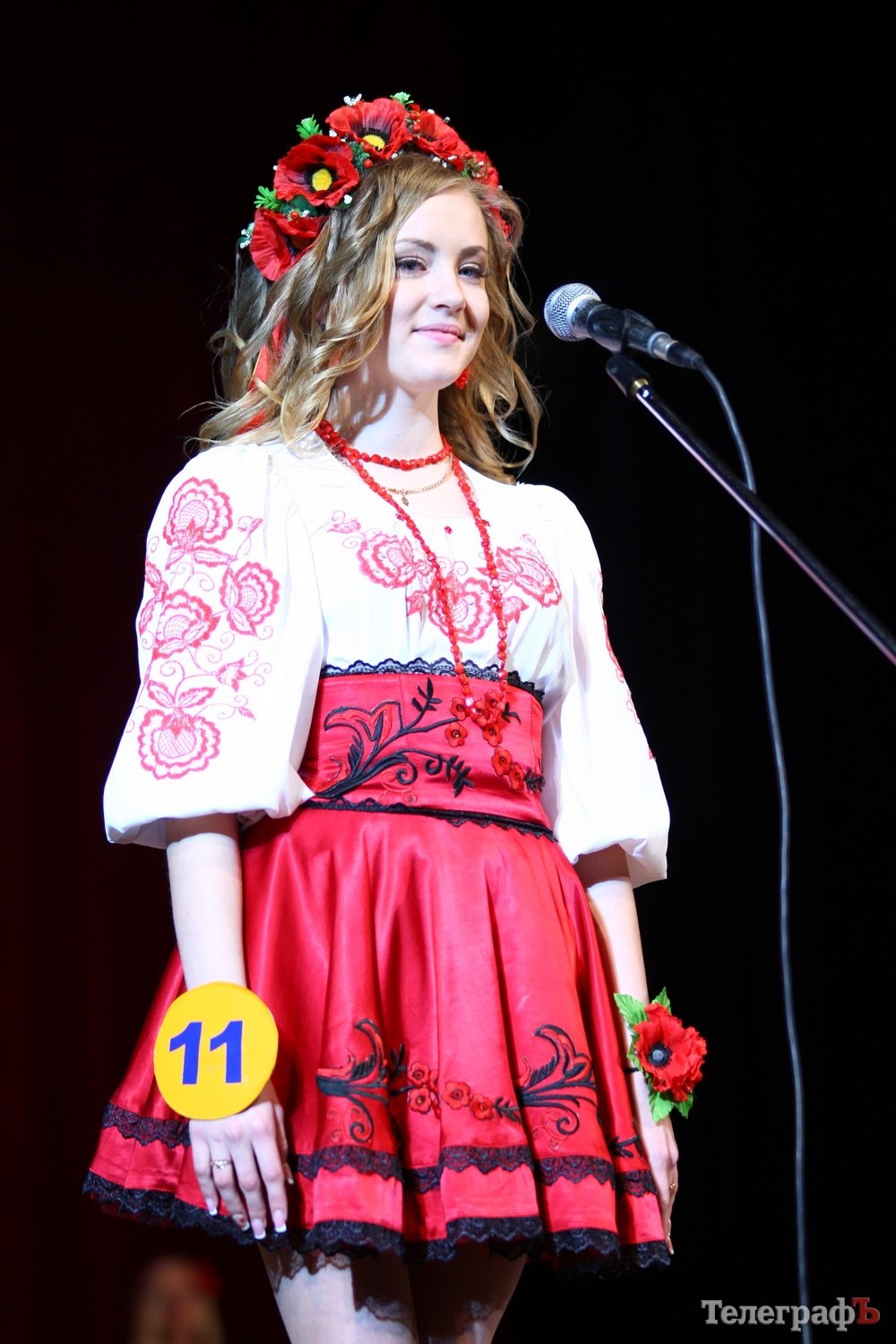 "За свою победу я благодарю Бога" - Алина Радченко, королева КрНУ 2015 "За свою победу я благодарю Бога" - Алина Радченко, королева КрНУ 2015
