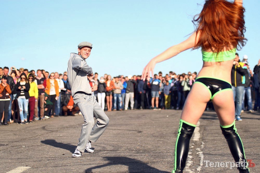 Группа Сен-Тропе "розкачала" Недогарки на гонках Группа Сен-Тропе "розкачала" Недогарки на гонках