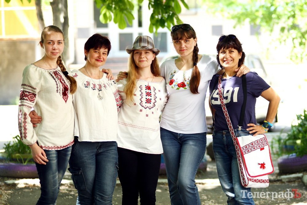 Как кременчужане День вышиванки отмечали Как кременчужане День вышиванки отмечали