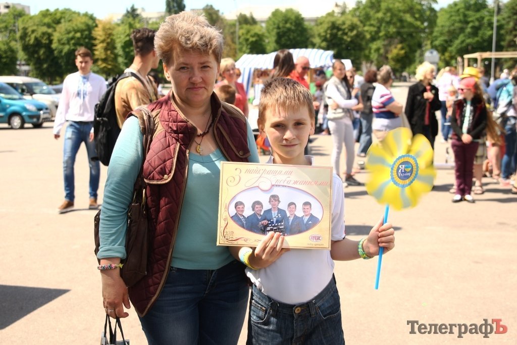 Флешмоб по плетению масксетей: поработали на ура! Флешмоб по плетению масксетей: поработали на ура!