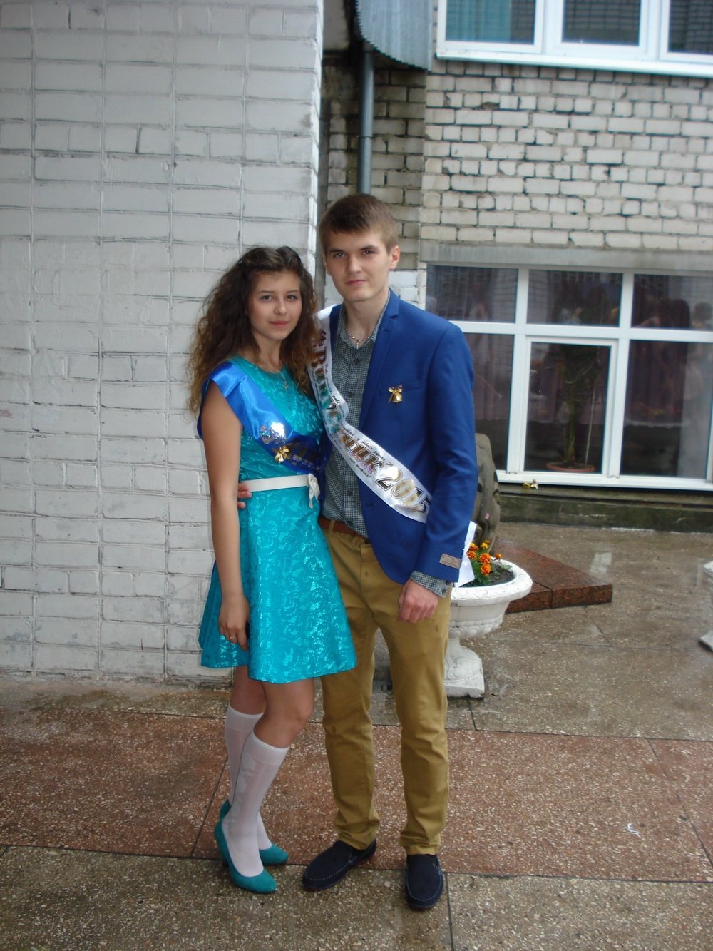 Для кременчугских школьников прозвучал "последний" звонок. Присылайте фото!!! Для кременчугских школьников прозвучал "последний" звонок. Присылайте фото!!!