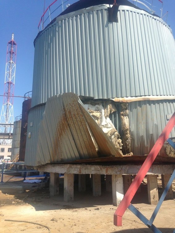 На Кременчугском НПЗ произошел взрыв. Погиб слесарь На Кременчугском НПЗ произошел взрыв. Погиб слесарь