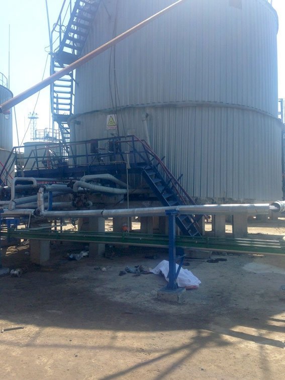 На Кременчугском НПЗ произошел взрыв. Погиб слесарь На Кременчугском НПЗ произошел взрыв. Погиб слесарь