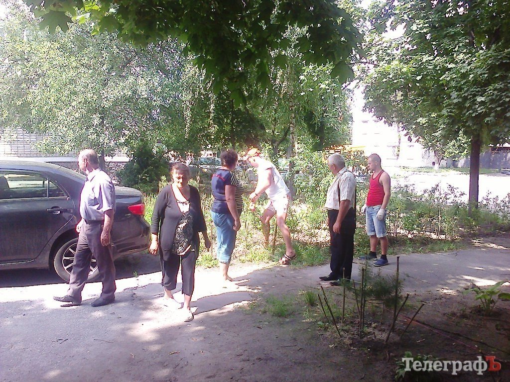 В Кременчуге возле «Сакса» опять «заварушка» В Кременчуге возле «Сакса» опять «заварушка»