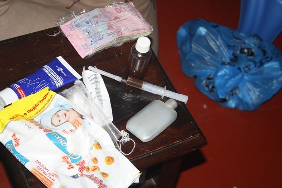 У Кременчуці пенсіонерка збувала наркотики У Кременчуці пенсіонерка збувала наркотики