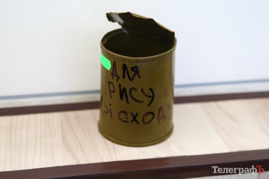 Выставка в "Приватке" пополнилась авторскими работами кременчугских художников... Налетай! Выставка в "Приватке" пополнилась авторскими работами кременчугских художников... Налетай!