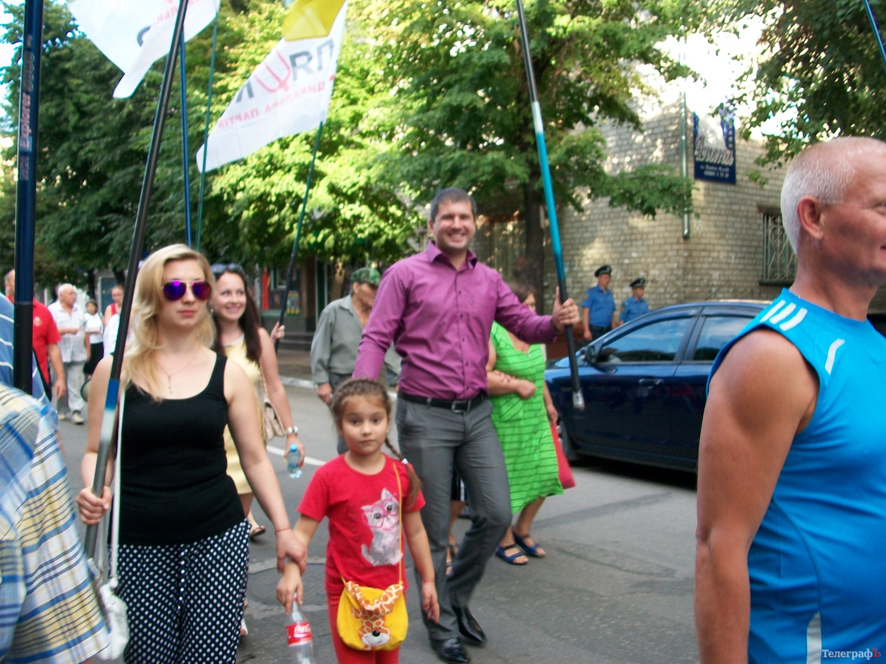 В Кременчуці радикали очолили Марш протесту проти підняття тарифів В Кременчуці радикали очолили Марш протесту проти підняття тарифів