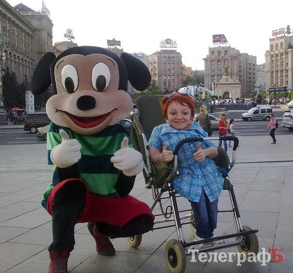 Кременчуцька кришталева дівчинка Кременчуцька кришталева дівчинка