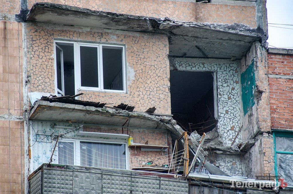 «Дідусь закривав Зоряні очі долонею, щоб не бачила вбитих на вулиці...» «Дідусь закривав Зоряні очі долонею, щоб не бачила вбитих на вулиці...»