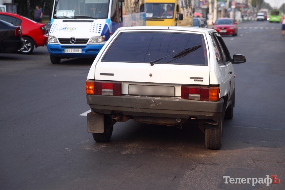 В районе "Бизнес-букета" автомобиль сбил ребенка В районе "Бизнес-букета" автомобиль сбил ребенка