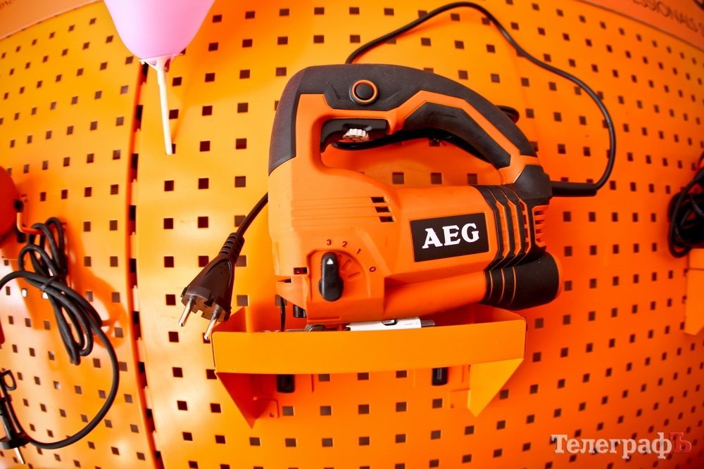 Магазин «Мир Инструмента» презентовал кременчужанам электроинструмент из Германии Магазин «Мир Инструмента» презентовал кременчужанам электроинструмент из Германии