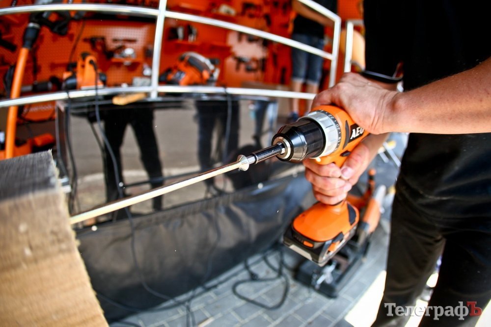 Магазин «Мир Инструмента» презентовал кременчужанам электроинструмент из Германии Магазин «Мир Инструмента» презентовал кременчужанам электроинструмент из Германии