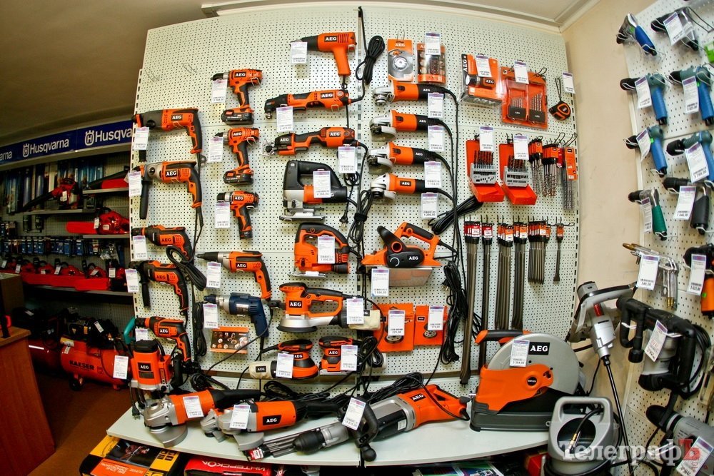 Магазин «Мир Инструмента» презентовал кременчужанам электроинструмент из Германии Магазин «Мир Инструмента» презентовал кременчужанам электроинструмент из Германии