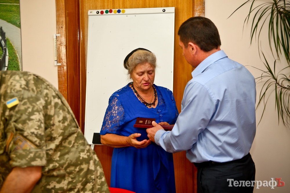 Родинам загиблих кременчужан вручили ордени Родинам загиблих кременчужан вручили ордени