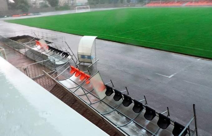 Через негоду в Комсомольську перенесли футбольний матч Через негоду в Комсомольську перенесли футбольний матч