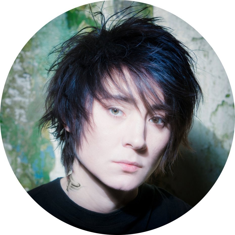 Чёрно-белые списки: кто в почете, а кого не покажут "по ящику" Чёрно-белые списки: кто в почете, а кого не покажут "по ящику"