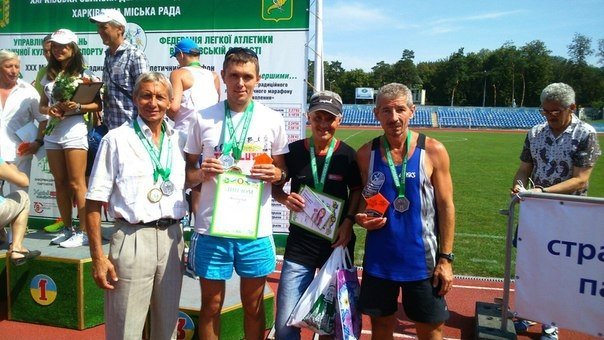 Кременчуцькі бігуни завоювали бронзу міжнарожного Марафону Кременчуцькі бігуни завоювали бронзу міжнарожного Марафону