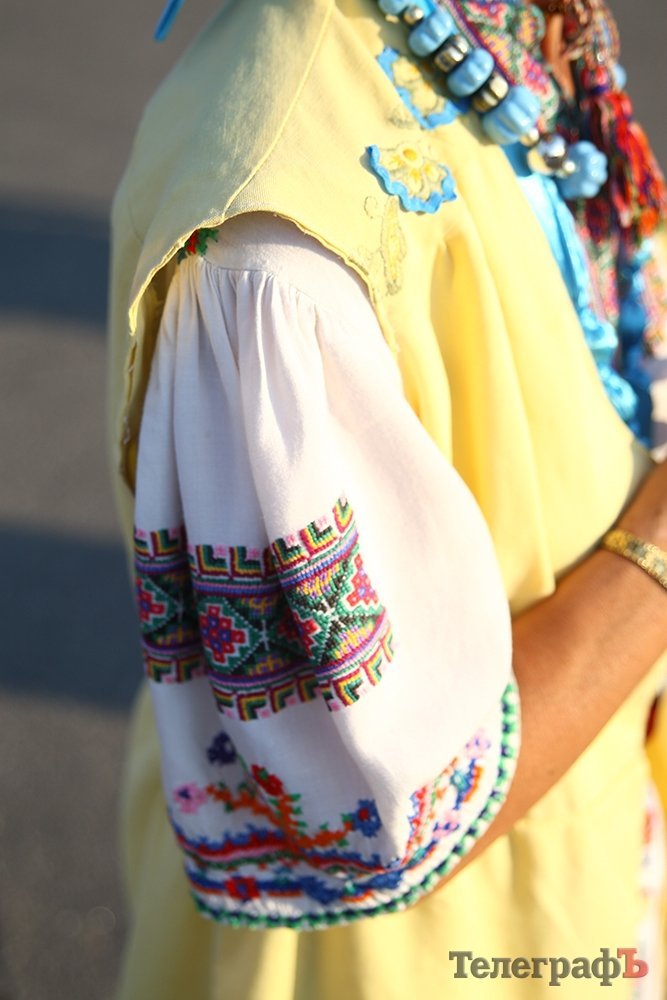 Кременчуг приоделся в вышиванки