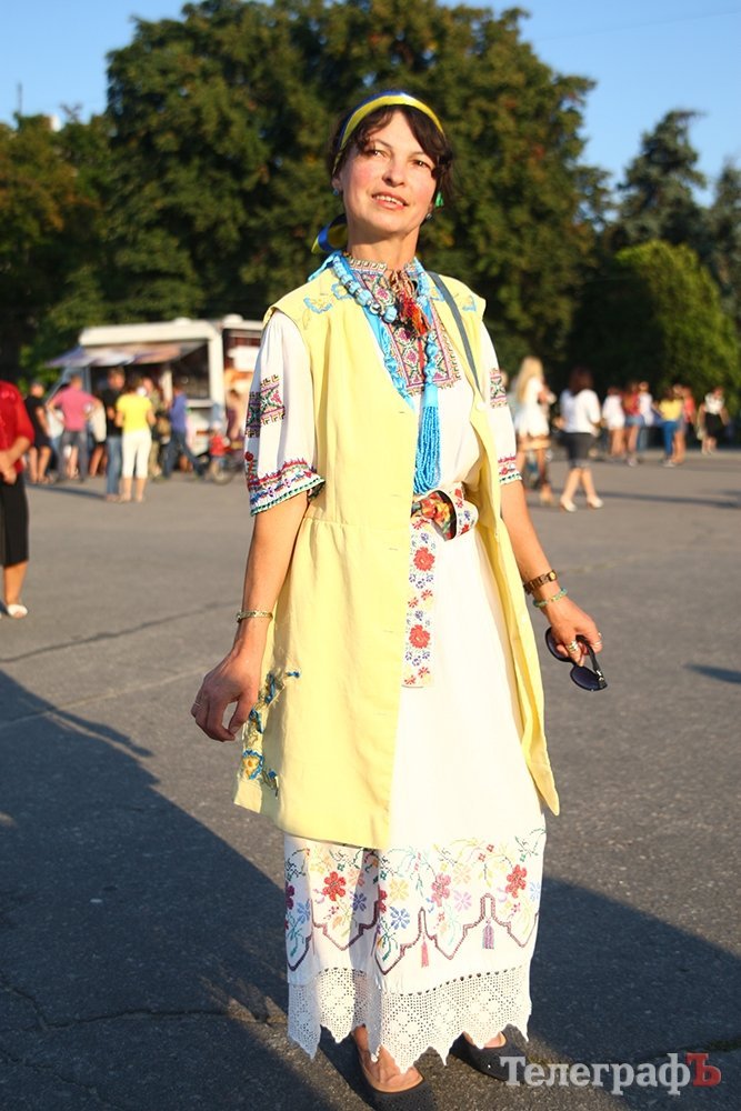 Кременчуг приоделся в вышиванки