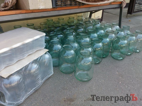 Кременчужанке, которая консервирует для военных днем и ночью, срочно нужны ОВОЩИ Кременчужанке, которая консервирует для военных днем и ночью, срочно нужны ОВОЩИ