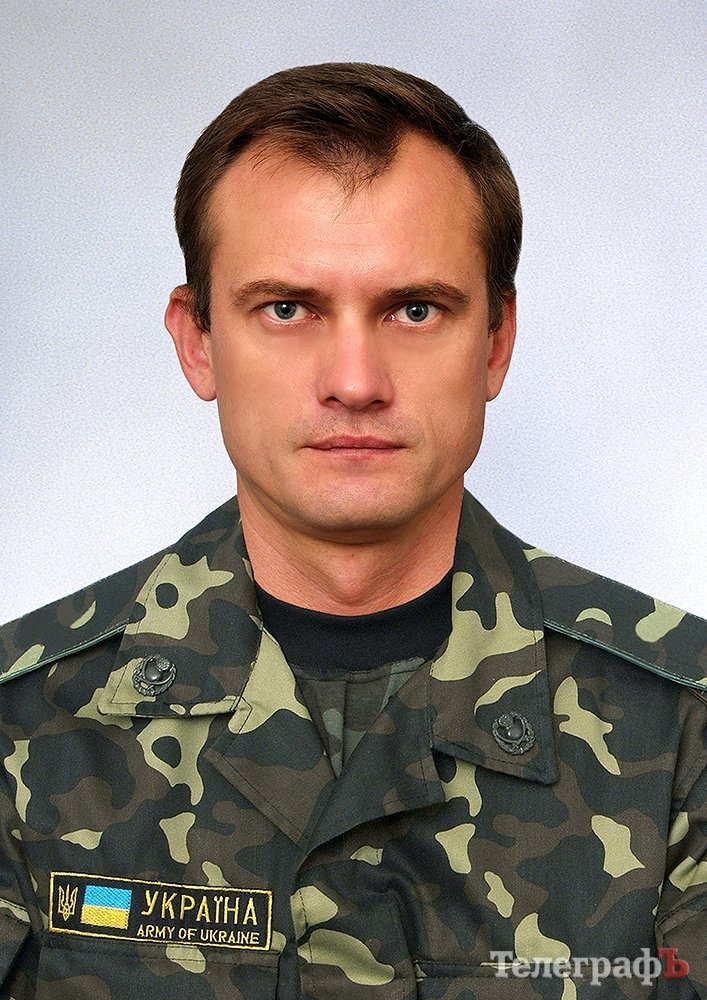 В Кременчуг привезли погибшего Героя Олега Куксу В Кременчуг привезли погибшего Героя Олега Куксу