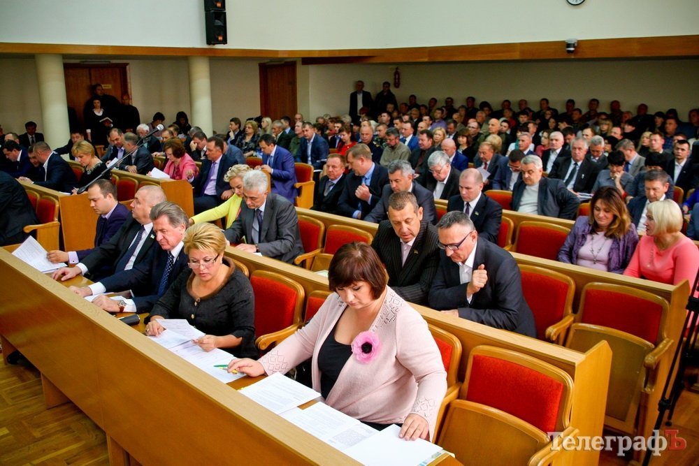 "Слова застряли в мозгах..." - что творят в Кременчуге на сессии горсовета "Слова застряли в мозгах..." - что творят в Кременчуге на сессии горсовета