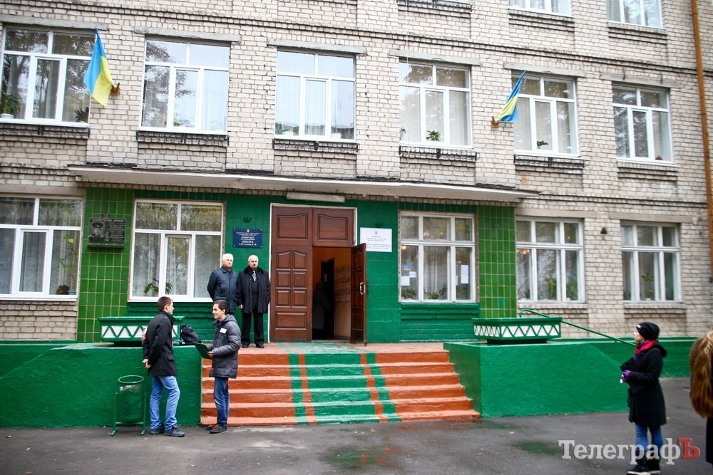 У Кременчуці проходять вибори мера та депутатів У Кременчуці проходять вибори мера та депутатів