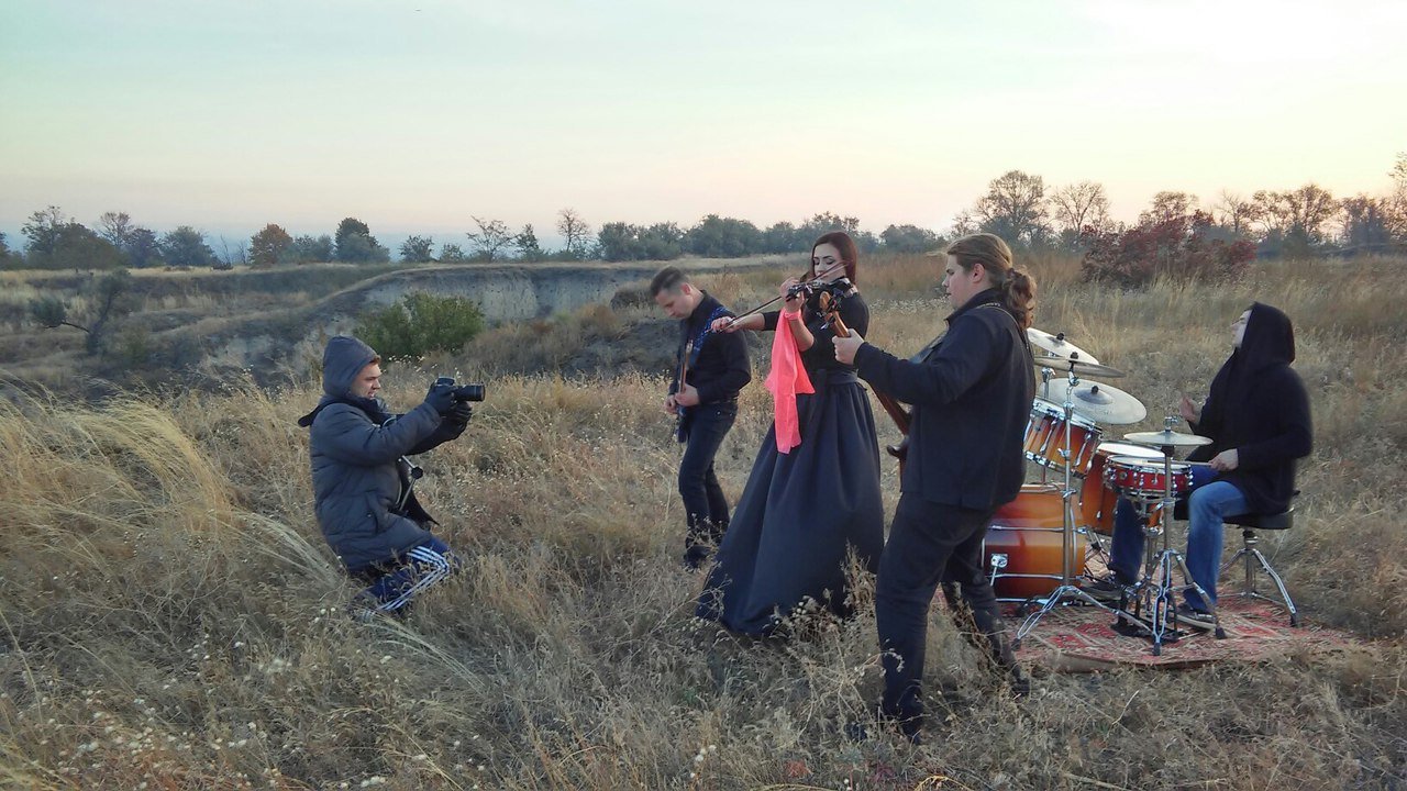 Кременчужане создали кавер-версию сундтрека к "Играм престола" Кременчужане создали кавер-версию сундтрека к "Играм престола"