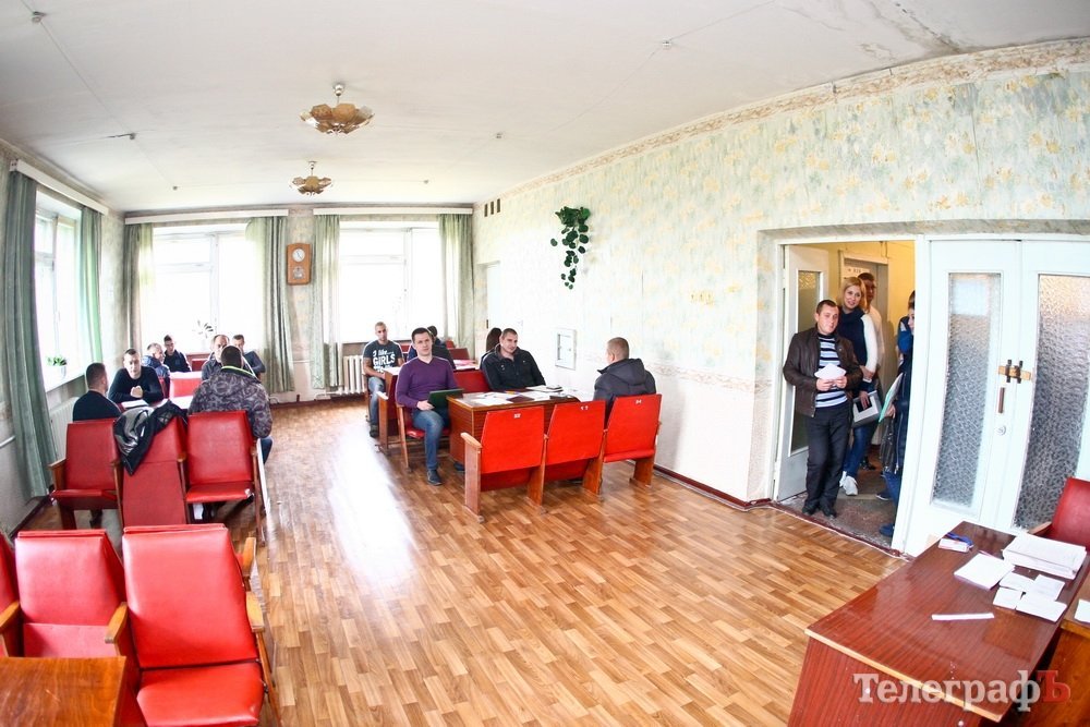 В Кременчуге кандидаты в полицию начали проходить медкомиссию В Кременчуге кандидаты в полицию начали проходить медкомиссию