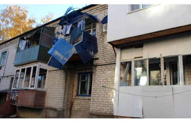 В Сватовому у результаті вибухів загинули 2 людини, 8 - травмовано В Сватовому у результаті вибухів загинули 2 людини, 8 - травмовано