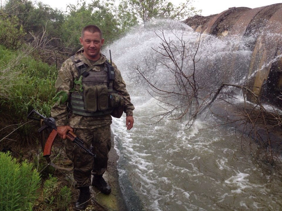 Война в объективе: фоторепортаж из зоны АТО Война в объективе: фоторепортаж из зоны АТО