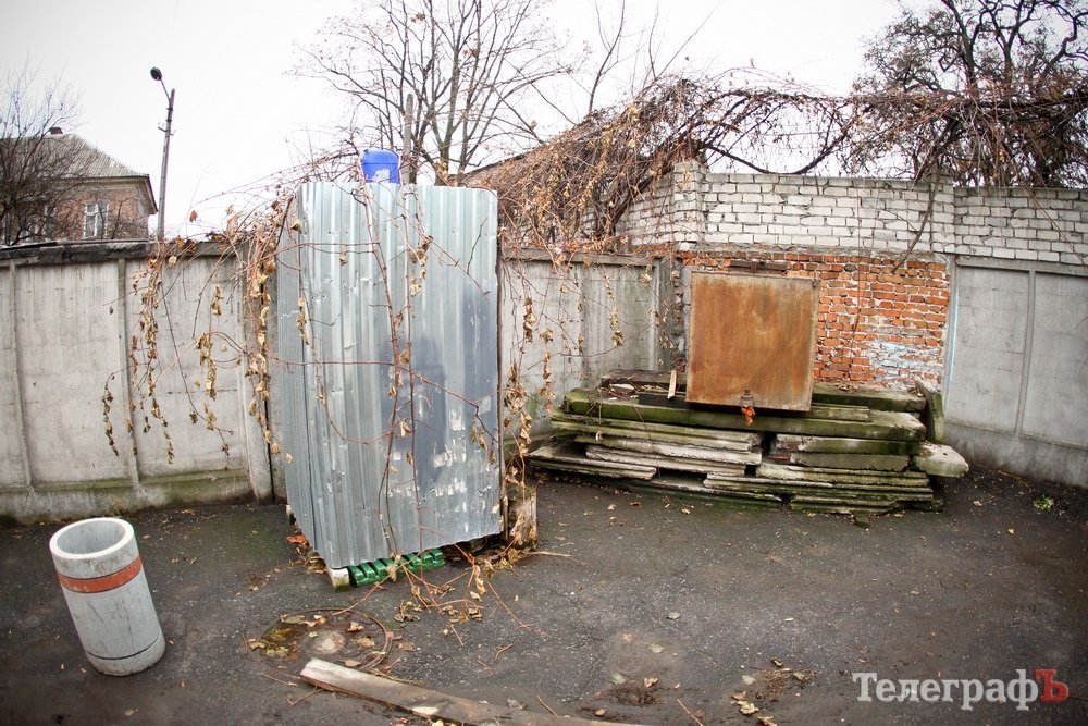 В Кременчуге пытались куда-то увезти Ленина В Кременчуге пытались куда-то увезти Ленина