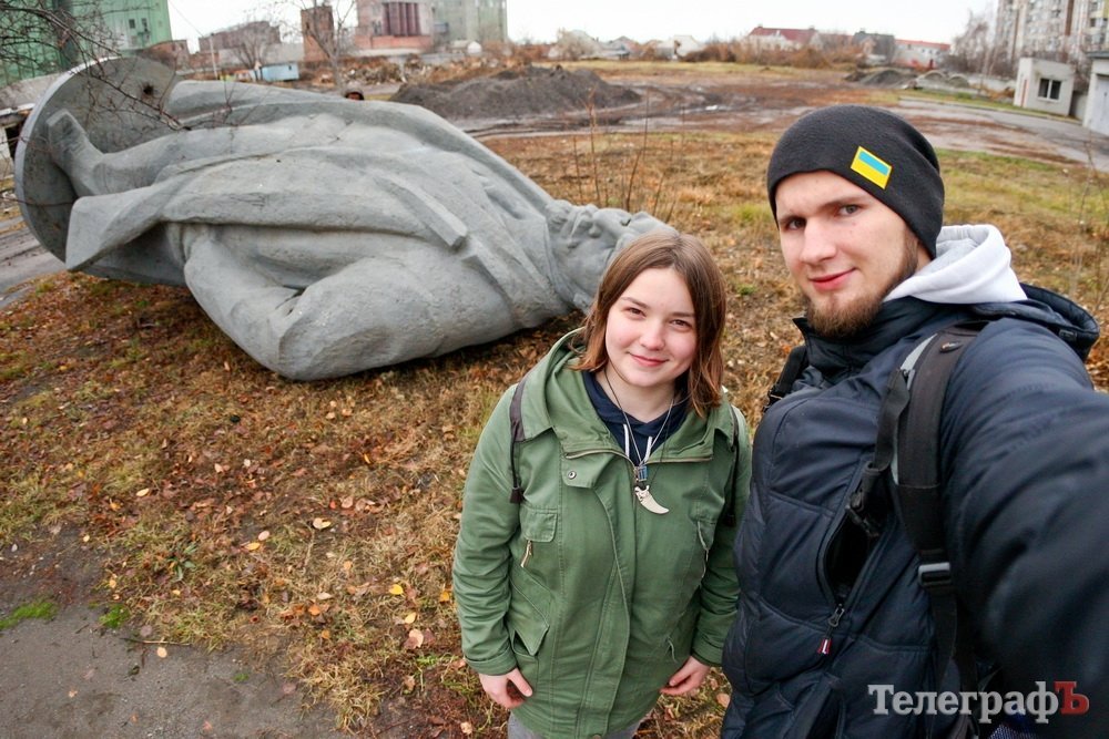В Кременчуге пытались куда-то увезти Ленина В Кременчуге пытались куда-то увезти Ленина