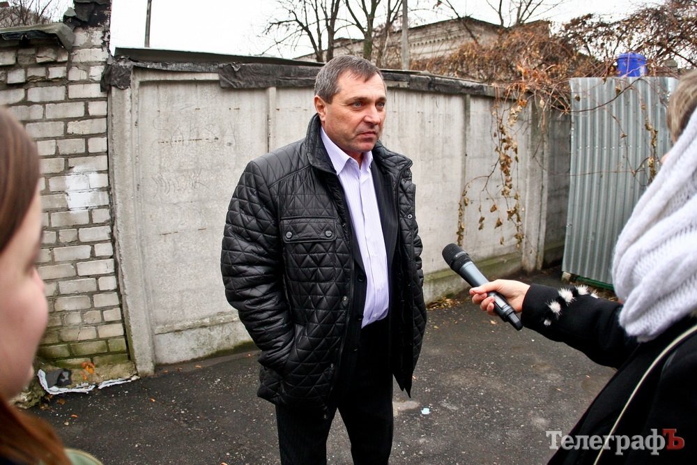 В Кременчуге пытались куда-то увезти Ленина В Кременчуге пытались куда-то увезти Ленина