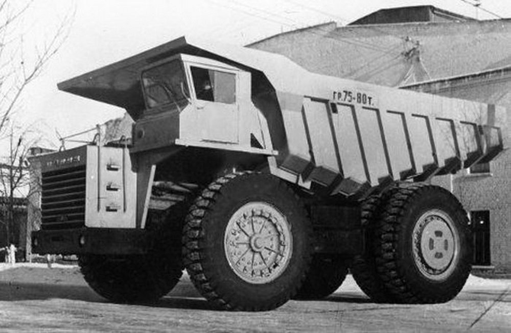 Легендарные вещи, ставшие визитной карточкой СССР Легендарные вещи, ставшие визитной карточкой СССР