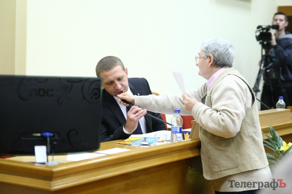 Реалити-шоу: голосование на сессии Кременчугского горсовета за вице-мэров и состав исполкома Реалити-шоу: голосование на сессии Кременчугского горсовета за вице-мэров и состав исполкома
