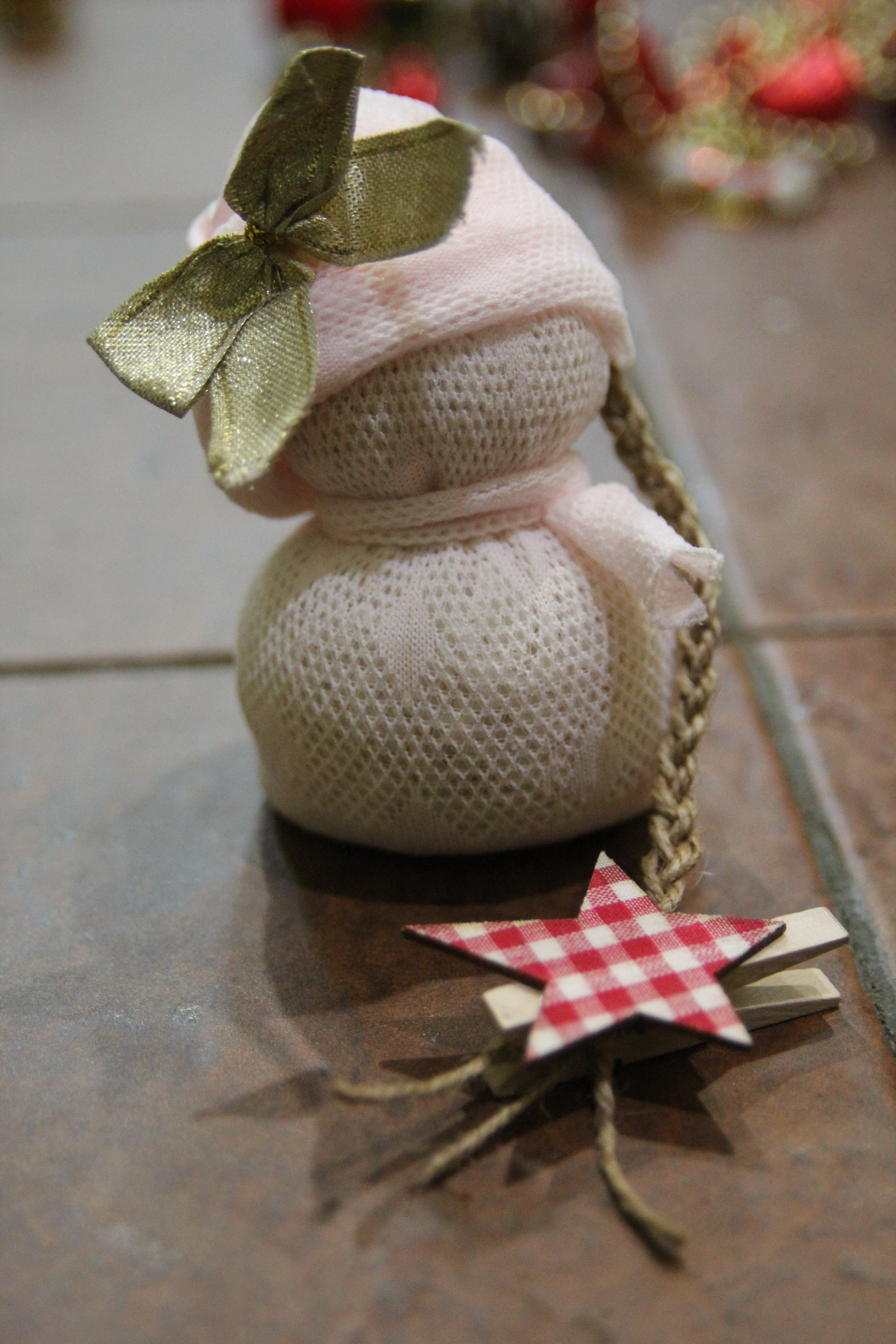 Робимо сніговичка власними руками Робимо сніговичка власними руками