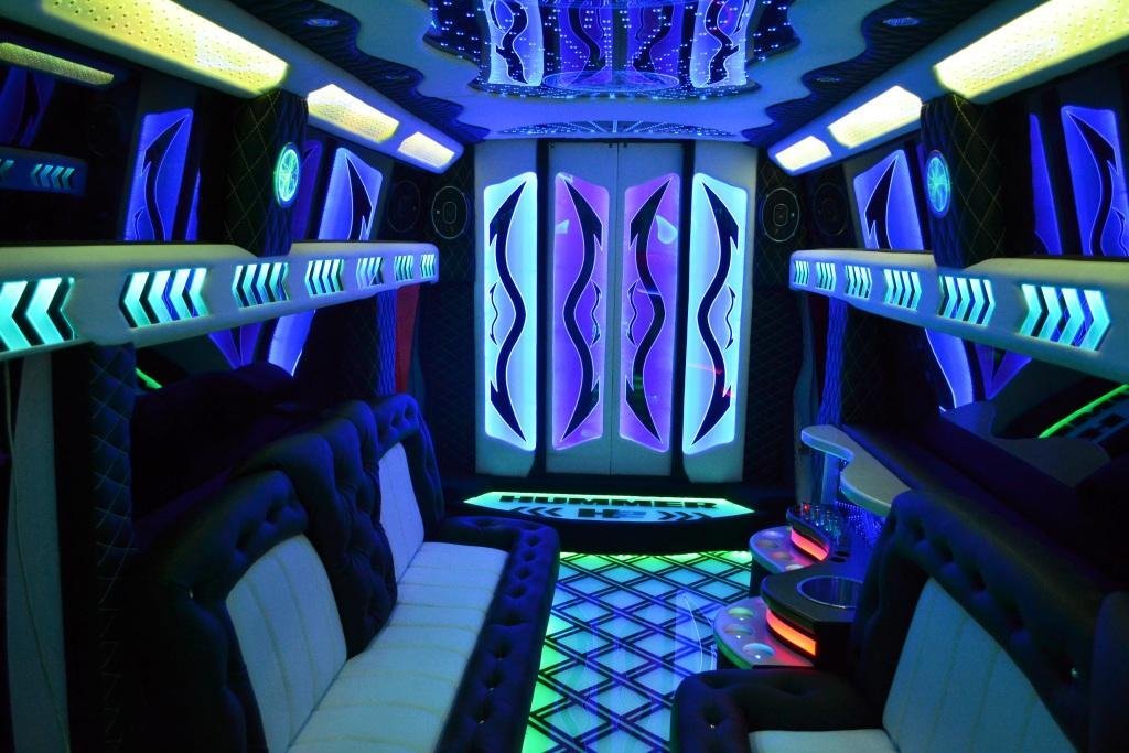 В Кременчуге замечен Mega Hummer В Кременчуге замечен Mega Hummer