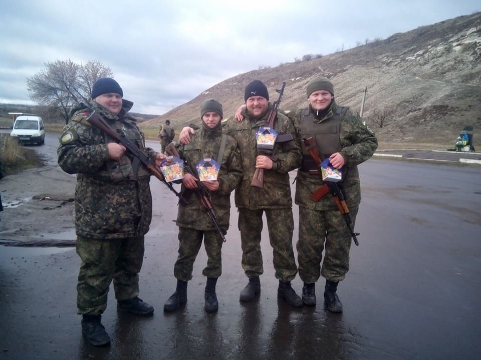 На боротьбу з Путіним кременчужани несуть допомогу На боротьбу з Путіним кременчужани несуть допомогу