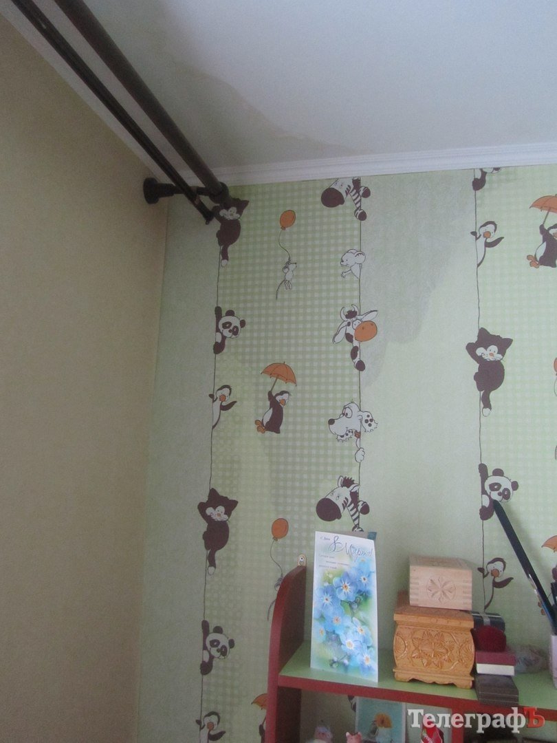 Пришел снегопад - у кременчужан затопило квартиры Пришел снегопад - у кременчужан затопило квартиры