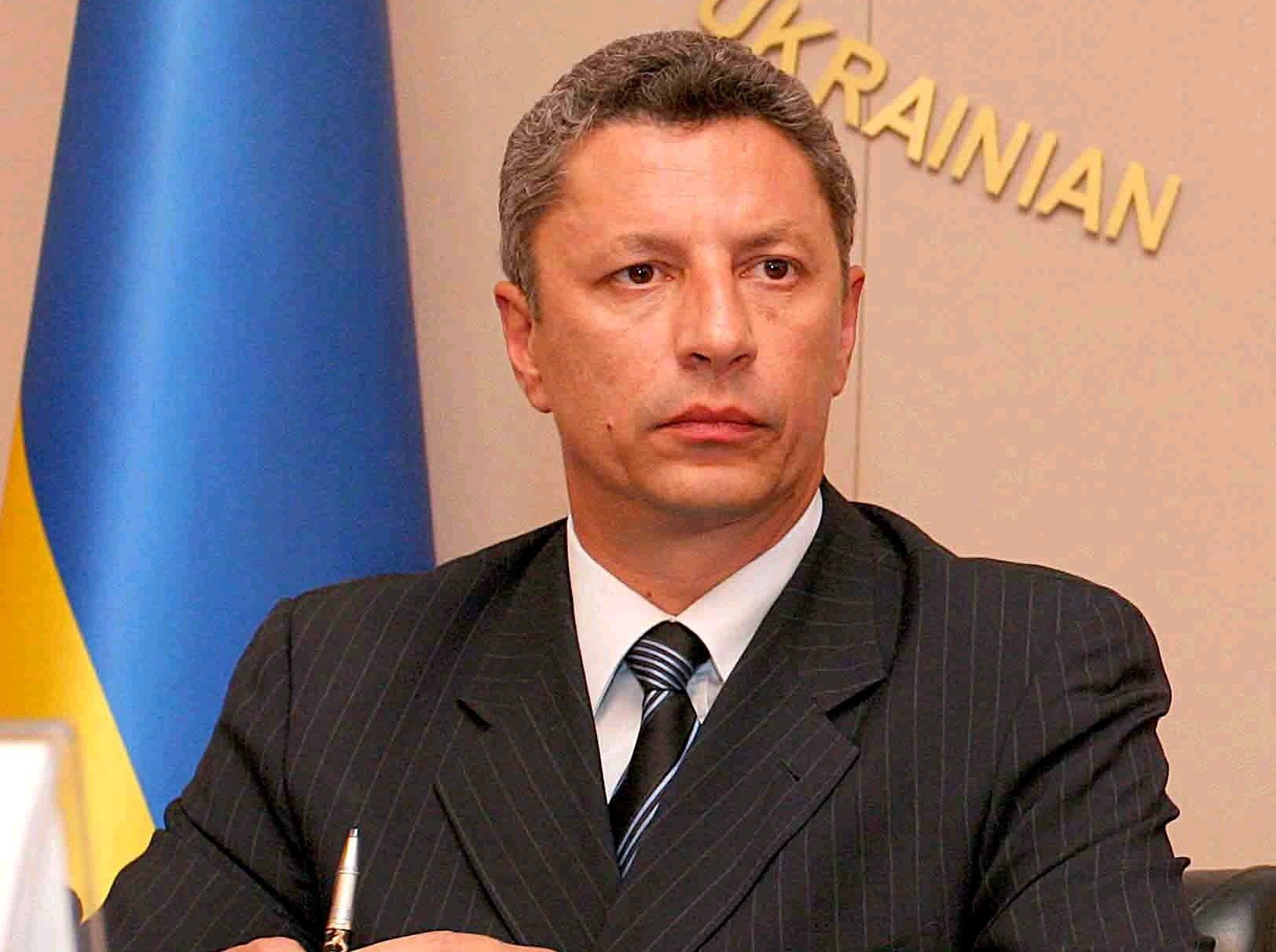 БРЕХУНИ. Політики влаштували народу спектакль «Ми майже зняли Яценюка» БРЕХУНИ. Політики влаштували народу спектакль «Ми майже зняли Яценюка»