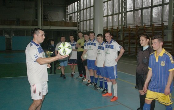 Кременчуцькі копи розгромили майбутніх військових Кременчуцькі копи розгромили майбутніх військових
