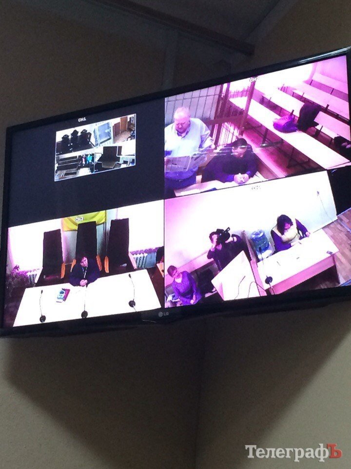 Мировой не будет: судья не смогла примирить экс-налоговика Звонкова и активистку Тищенко Мировой не будет: судья не смогла примирить экс-налоговика Звонкова и активистку Тищенко