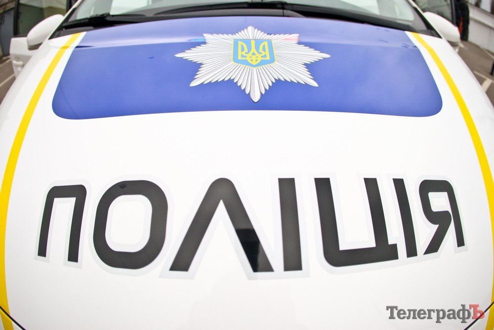 Как выглядит полицейский Prius изнутри и что в нем возят полицейские Как выглядит полицейский Prius изнутри и что в нем возят полицейские