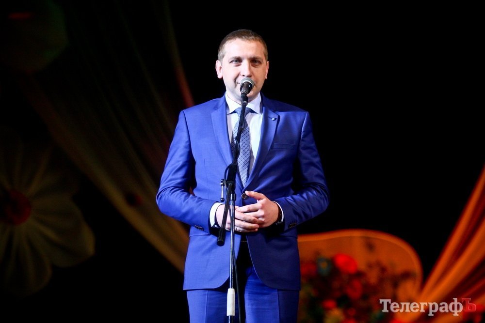 Коммунальщикам пожелали больших зарплат Коммунальщикам пожелали больших зарплат