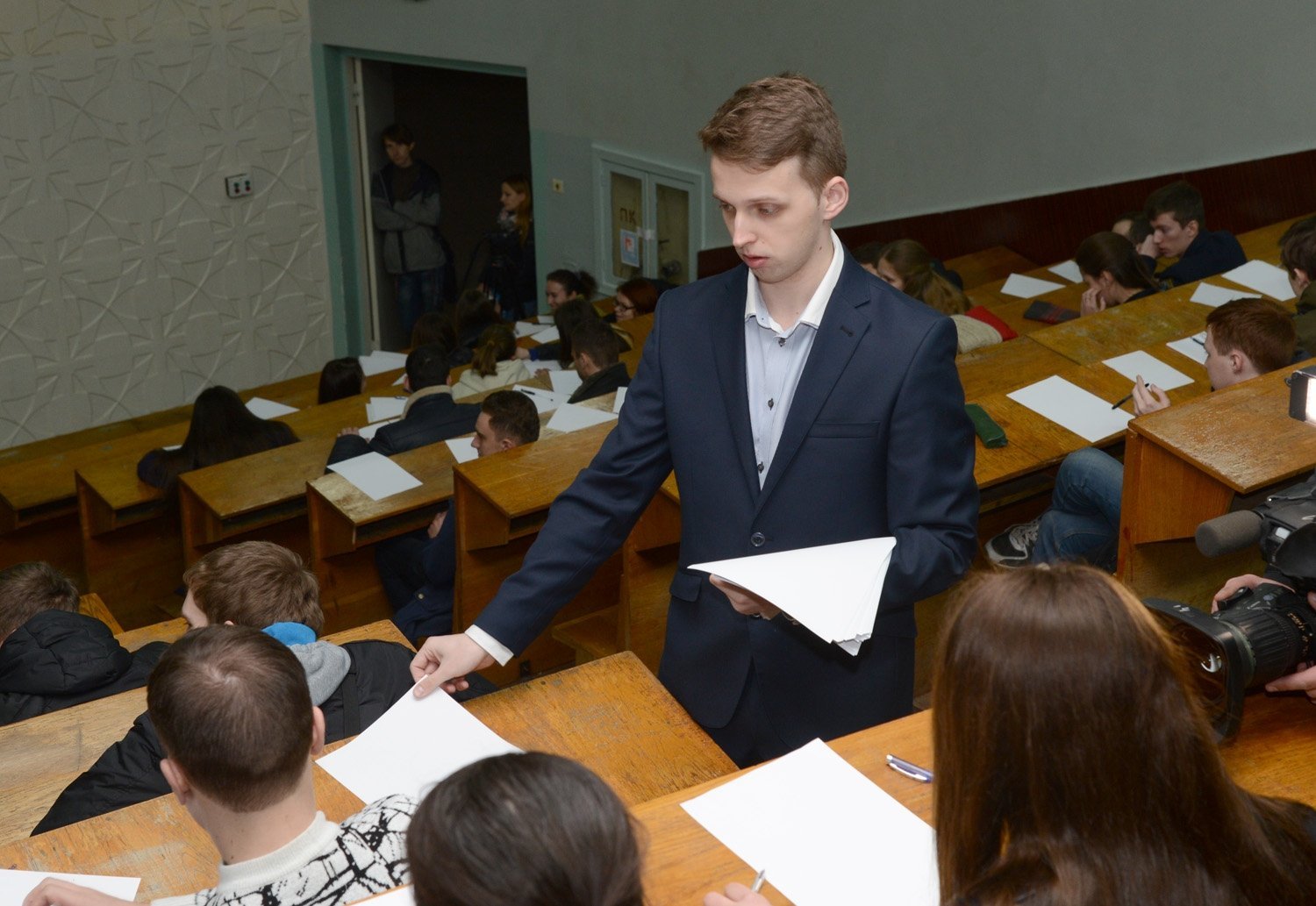 В шаге от финала: участники всеукраинского проекта «Авиатор-2016» решили бизнес-кейсы В шаге от финала: участники всеукраинского проекта «Авиатор-2016» решили бизнес-кейсы