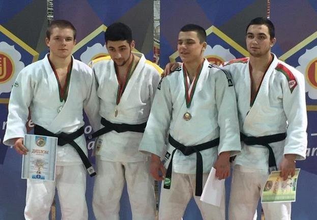 Кременчуцький дзюдоїст Каро Марандян завоював "срібло" чемпіонату України Кременчуцький дзюдоїст Каро Марандян завоював "срібло" чемпіонату України