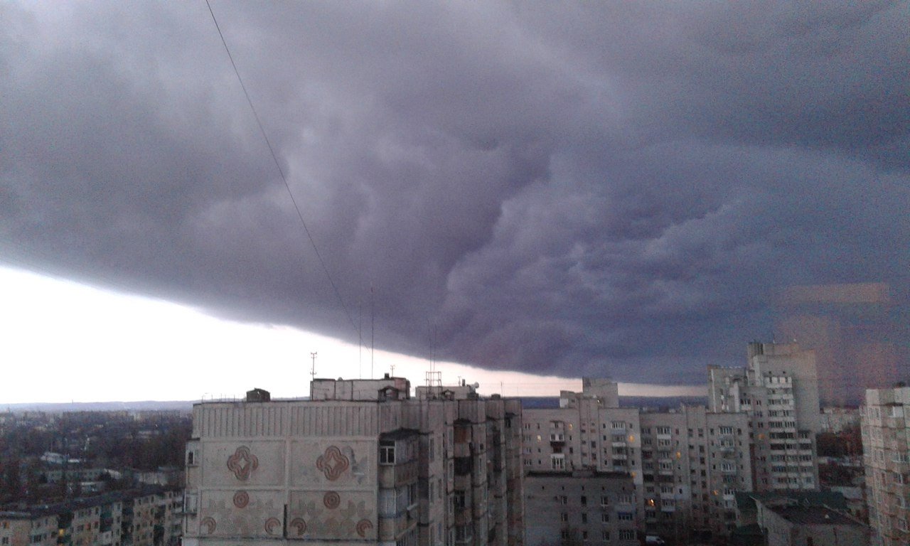 Кременчуг в тучах Кременчуг в тучах