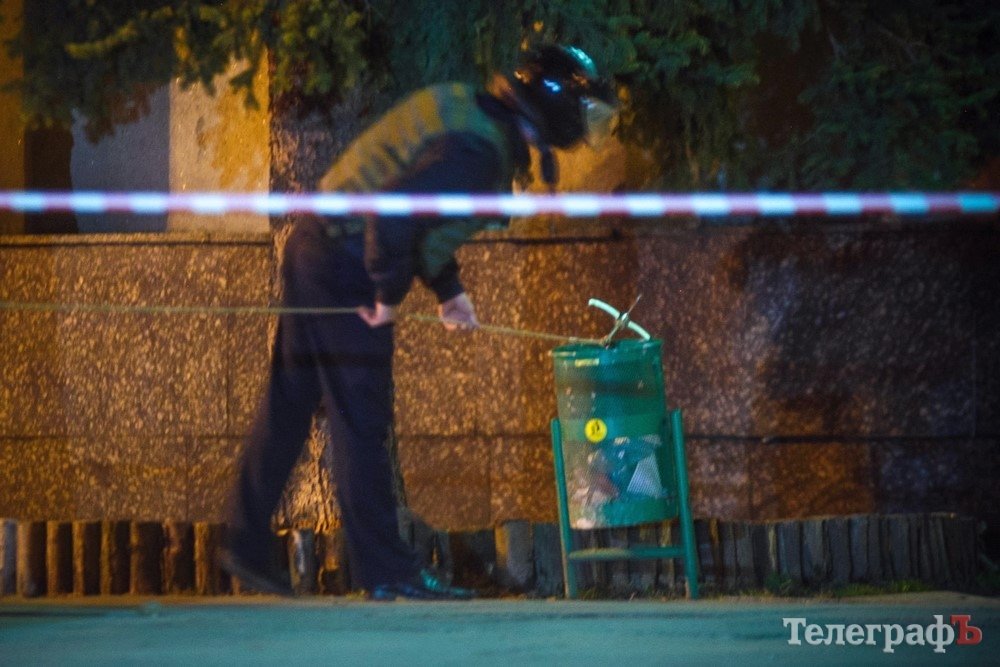 В Кременчуге "заминировали" мэрию В Кременчуге "заминировали" мэрию